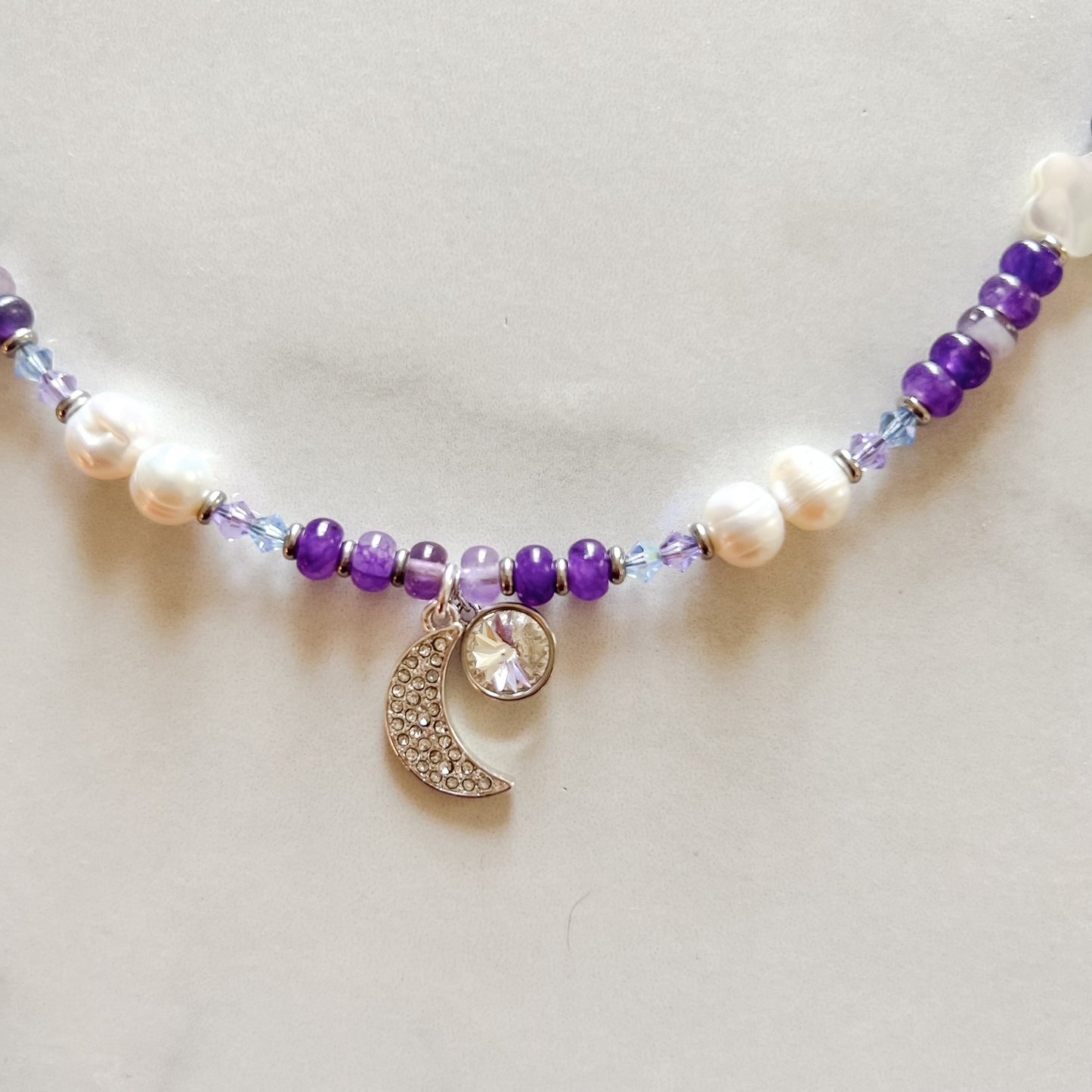 kyra • half beaded half pearl necklace