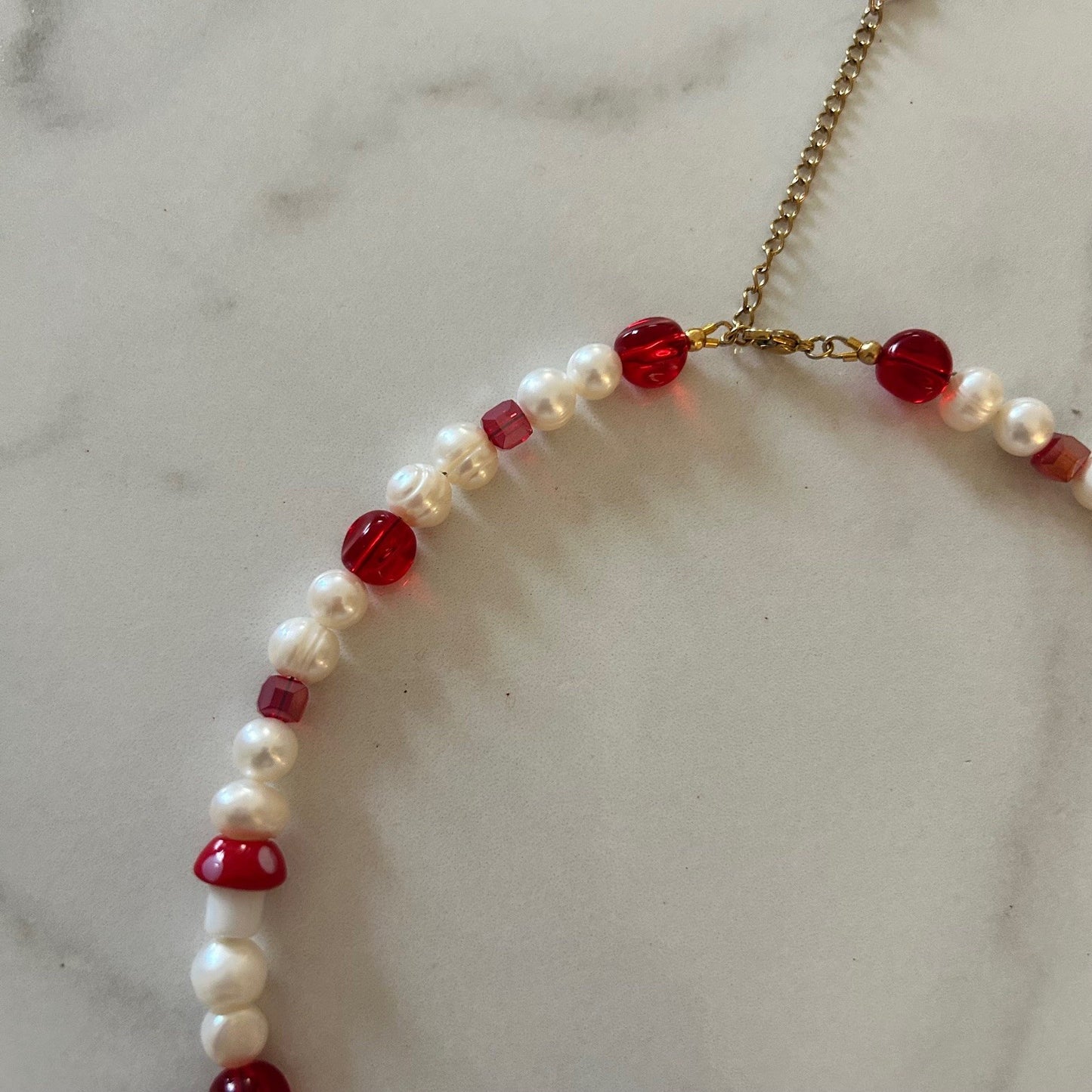 lucky • half beaded half pearl necklace