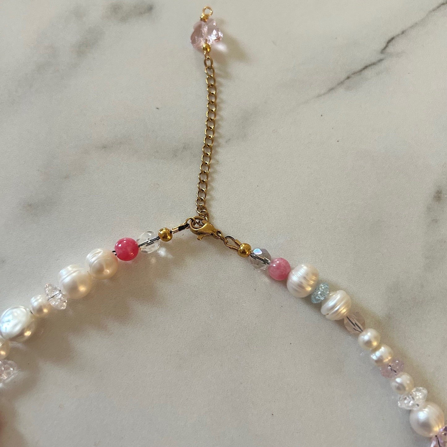 little red hen • half beaded half pearl necklace